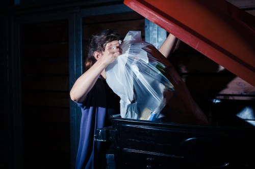 Commercial and industrial recycling services